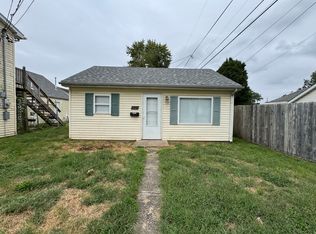 1313 N Albany St, Springfield, IL 62702