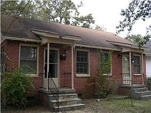 1st image of 138 W Hannon St