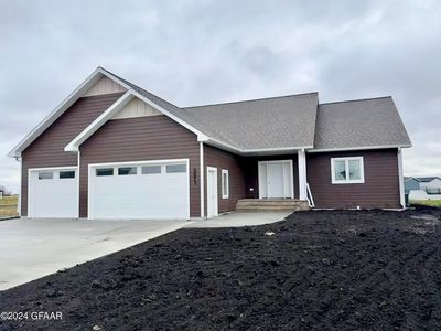 5971 Sylvia Cir, Grand Forks, ND, 58201