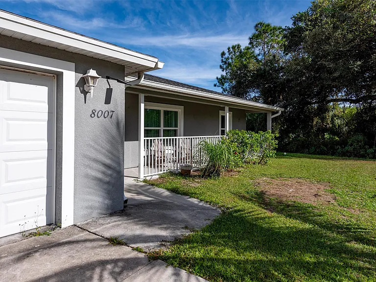 8007 Royal Ct — Photo 4