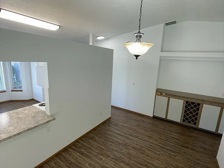 618 E Cozza Dr — Photo 15