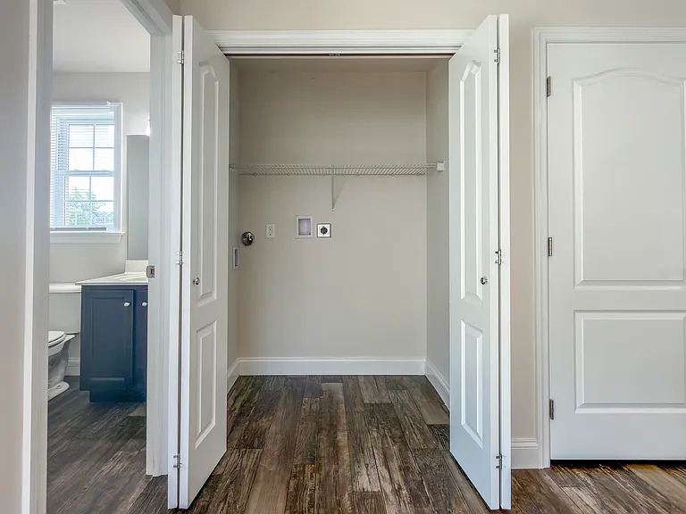141 Cedarwood Dr — Photo 8