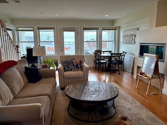 great room current furnishings