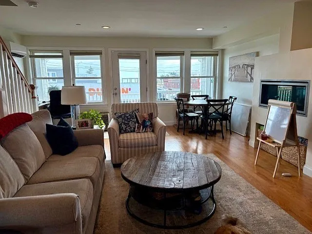 great room current furnishings