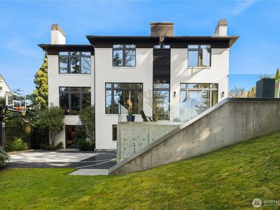1515 Parkside Drive E, Seattle, WA, 98112