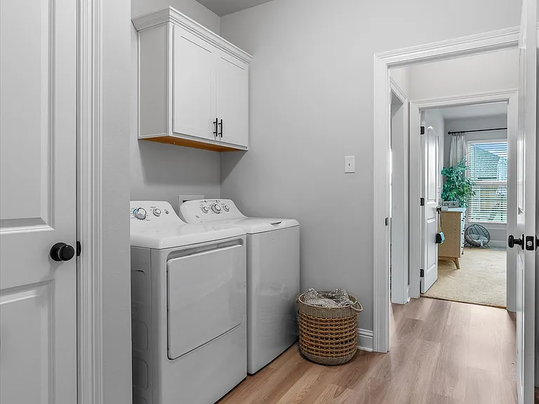 24 Venecia Ct — Photo 34