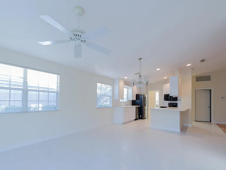 5796 Ivrea Dr — Photo 21