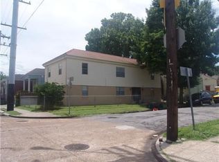 745 6th St, New Orleans, LA 70115
