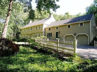 9 Granuaile Rd, Southborough, MA 01772