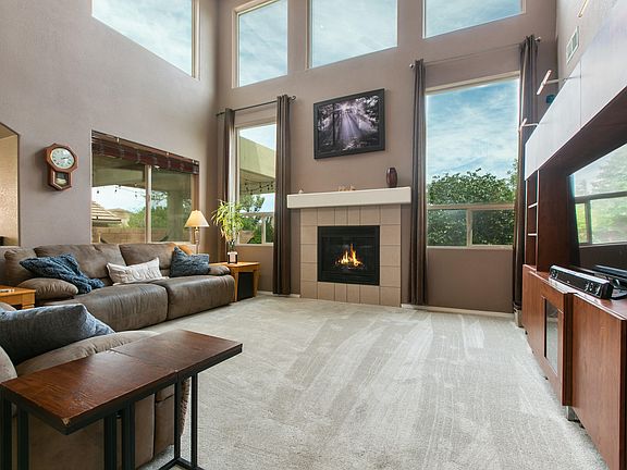 2nd image of 10532 Coyote Canyon Pl NW