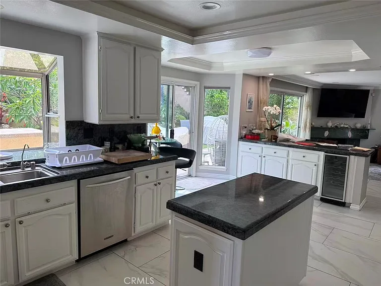 5860 Vista Del Mar — Photo 12