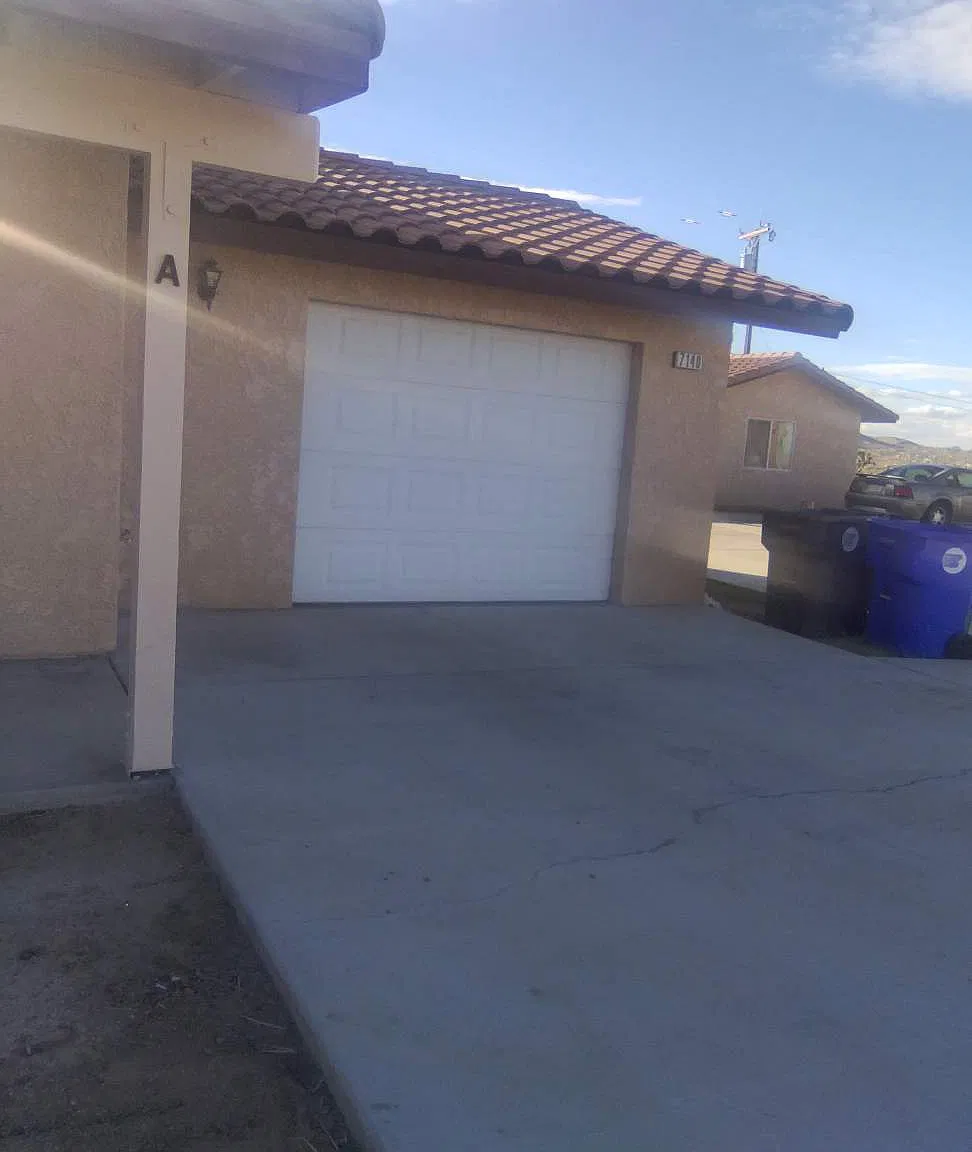 2 bed, 1100 sqft, $1,500 — Photo 2