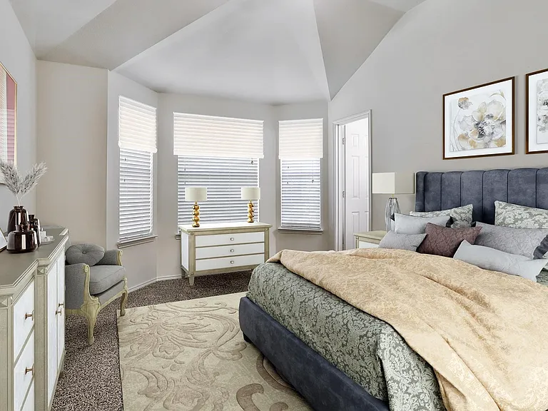 9921 Delamere Dr — Photo 18