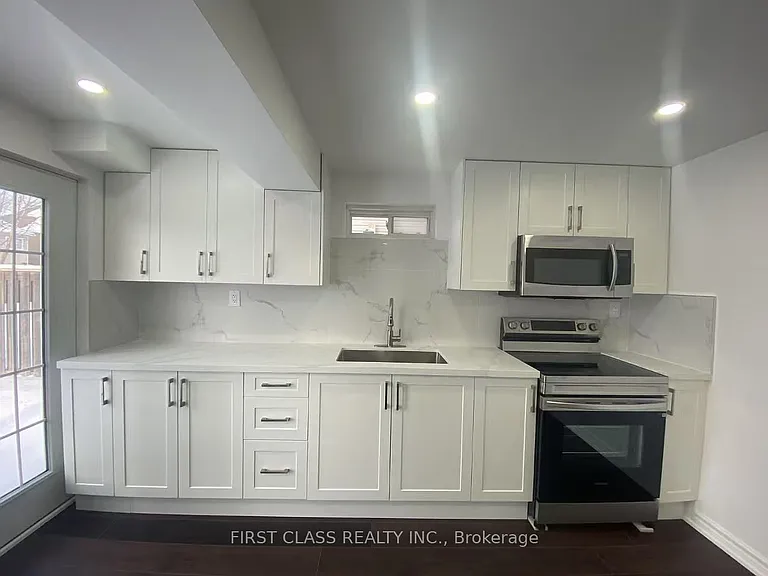 1716 Arborwood Dr — Photo 8