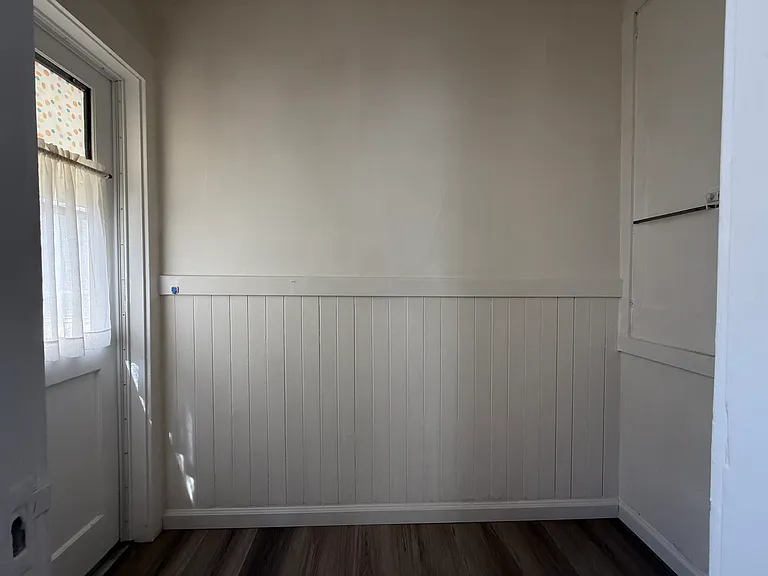 887 26th Ave — Photo 5
