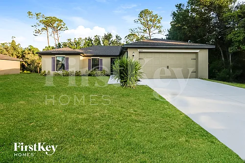 4625 Dragon St Photo 1