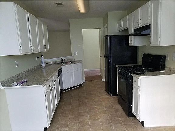 4th image of 6442 Phillips Creek Dr