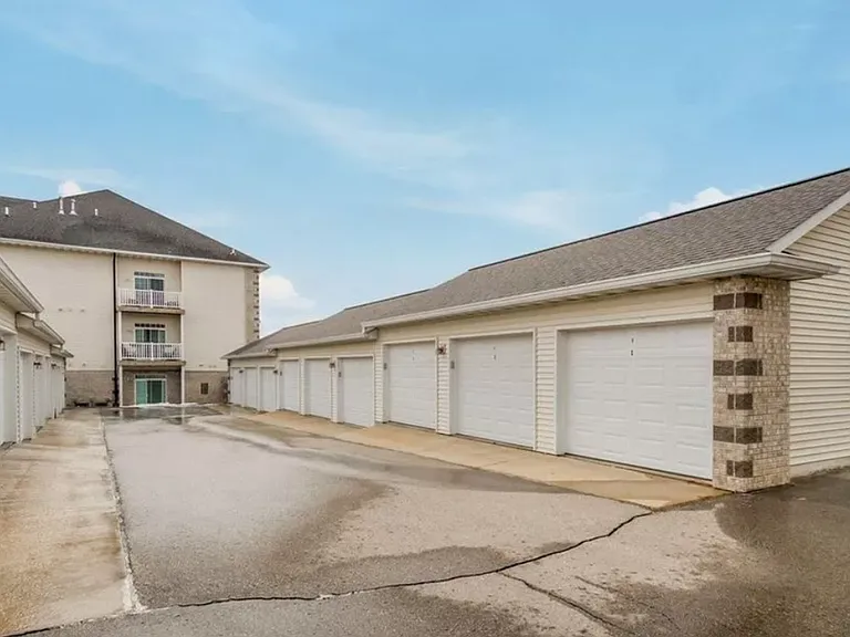 4511 Twain Cir #204 — Photo 12