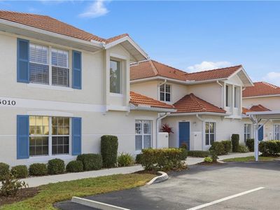 5010 Cedar Springs Dr APT 202, Naples, FL, 34110
