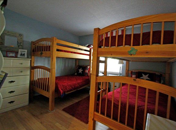 4th image of 850 Mallery St #13E