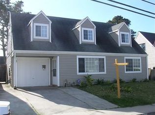 512 Inverness Dr, Pacifica, CA 94044
