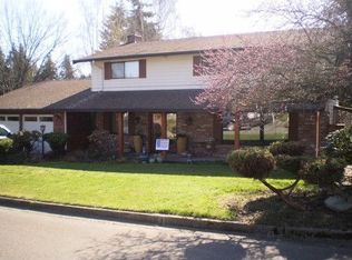 10709 NE 195th St, Bothell, WA 98011