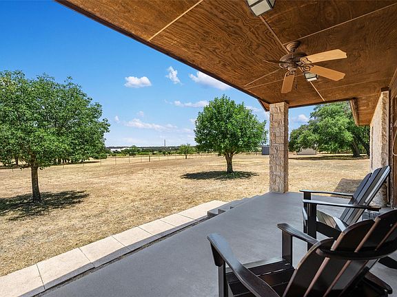 5th image of 120 Craigen Rd