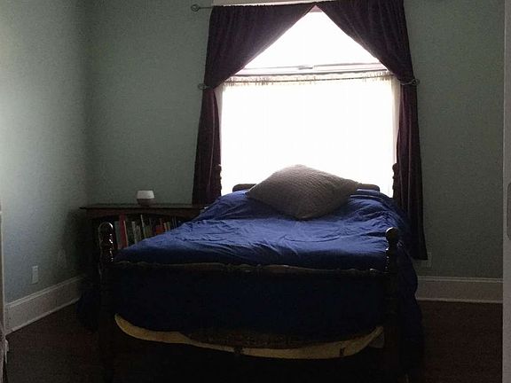 4th image of 523 E Clarke St