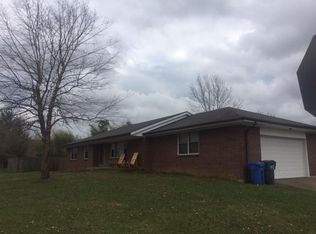 1520 Chadwick Dr, Lexington, KY 40515