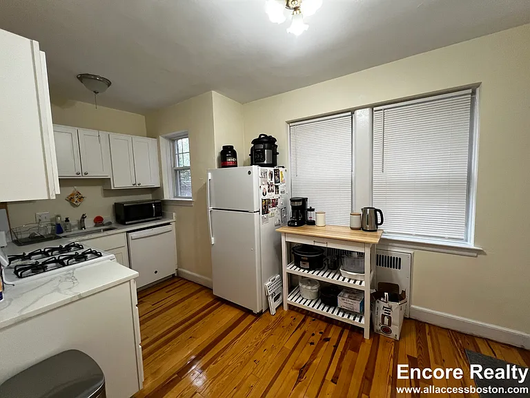 20 Fairbanks St #1 — Photo 9