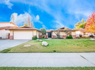 2028 S Helm Ave, Fresno, CA 93727