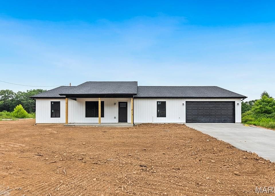 1st image of 403 Mosel Way