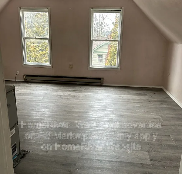 1212 N Cochran St — Photo 5