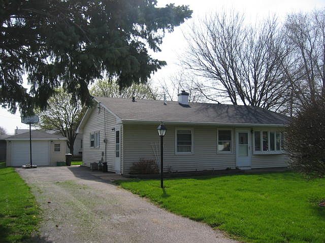 1st image of 1442 Chippewa Dr