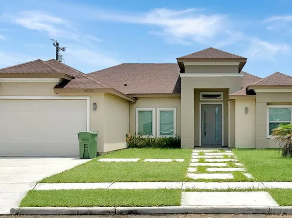 6990 Heritage Oak Dr, Brownsville, TX 78526