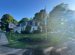 29 Freeman St, Attleboro Falls, MA 02763