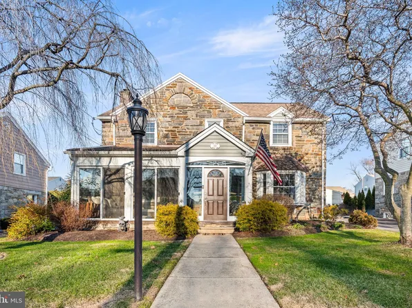 221 Brock Rd, Springfield, PA 19064