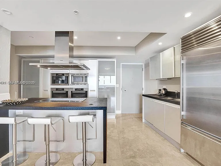 18201 Collins Ave #5202 — Photo 7