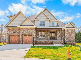 3799 Peony Way, Clemmons, NC 27012