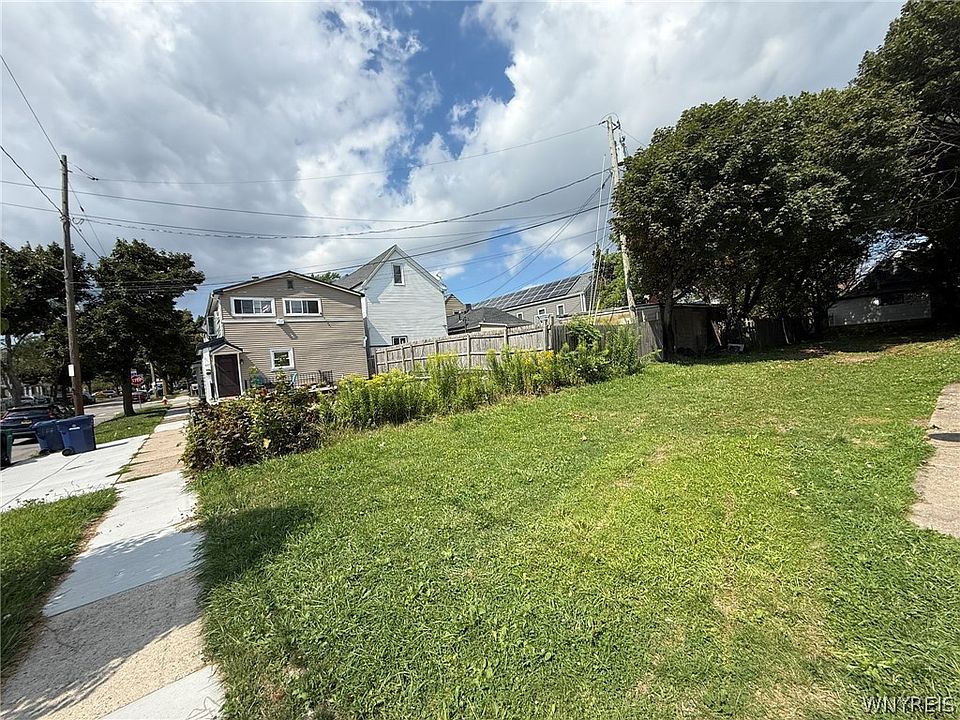 2nd image of 461 Plymouth Ave Lot 21