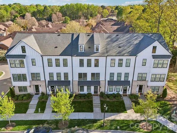 11939 Fiddlers Roof Ln, Charlotte, NC 28277