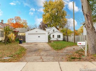 133 Montrose St NE, Grand Rapids, MI 49505