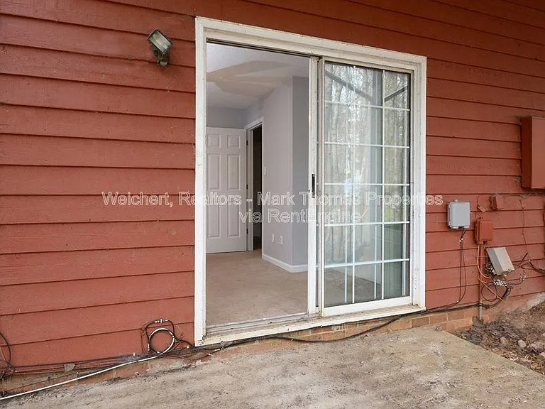 13 Tarawa Ter #B — Photo 23
