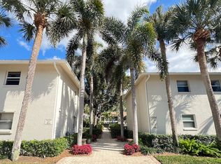 3200 Binnacle Dr APT A2, Naples, FL 34103