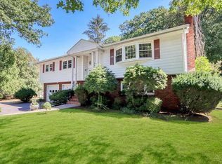 44 Forest Ave, Oradell, NJ 07649