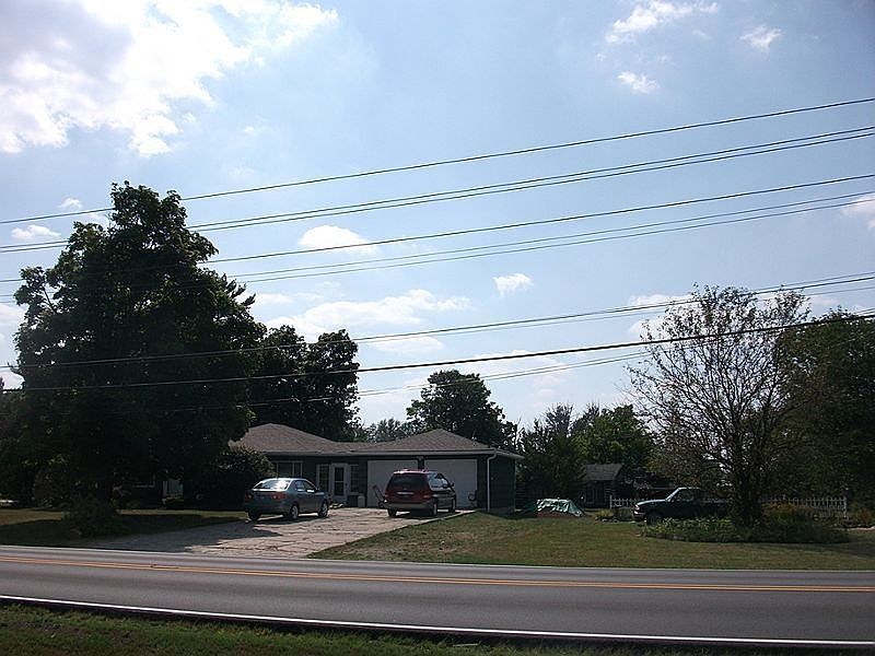 2nd image of 3346 S Post Rd