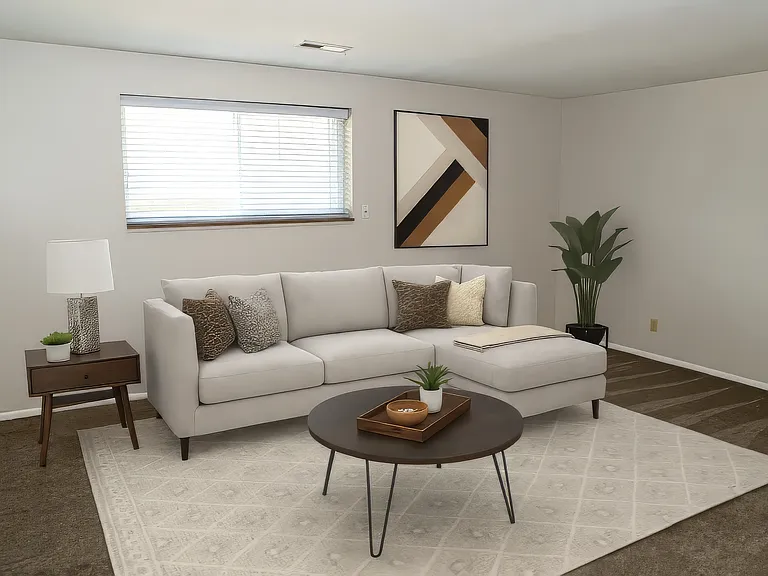 4919 Davenport St #3 — Photo 15