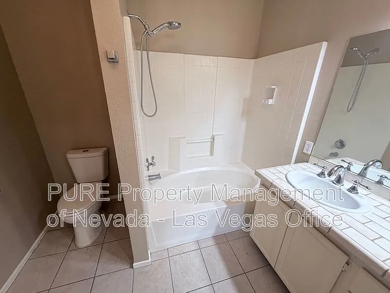 7230 Indian Creek Ln #104 — Photo 31