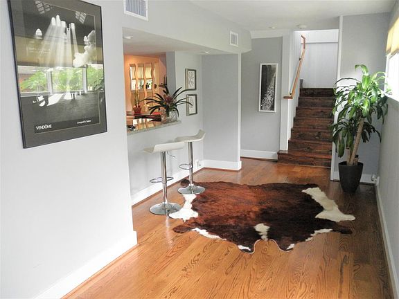 Entrance with open concept