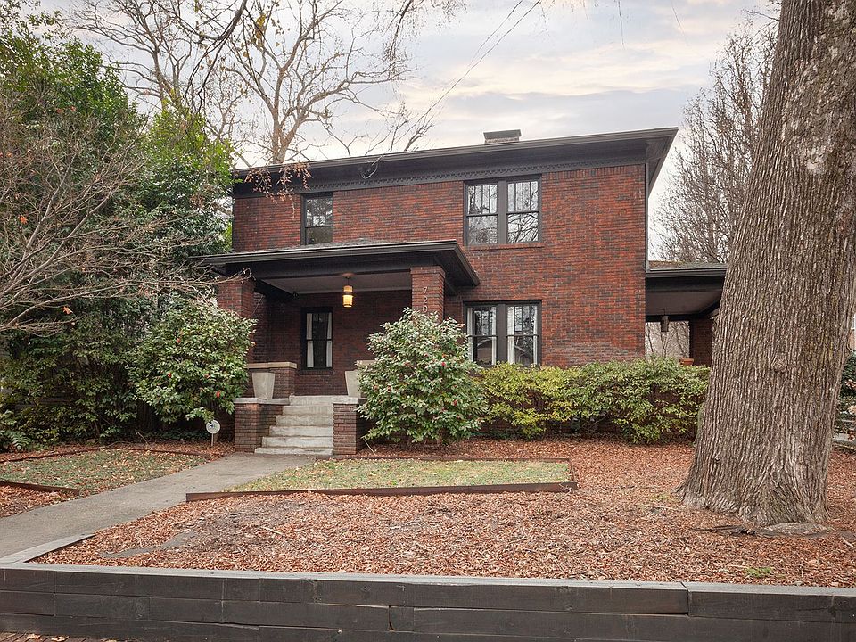 1st image of 720 Argonne Ave NE